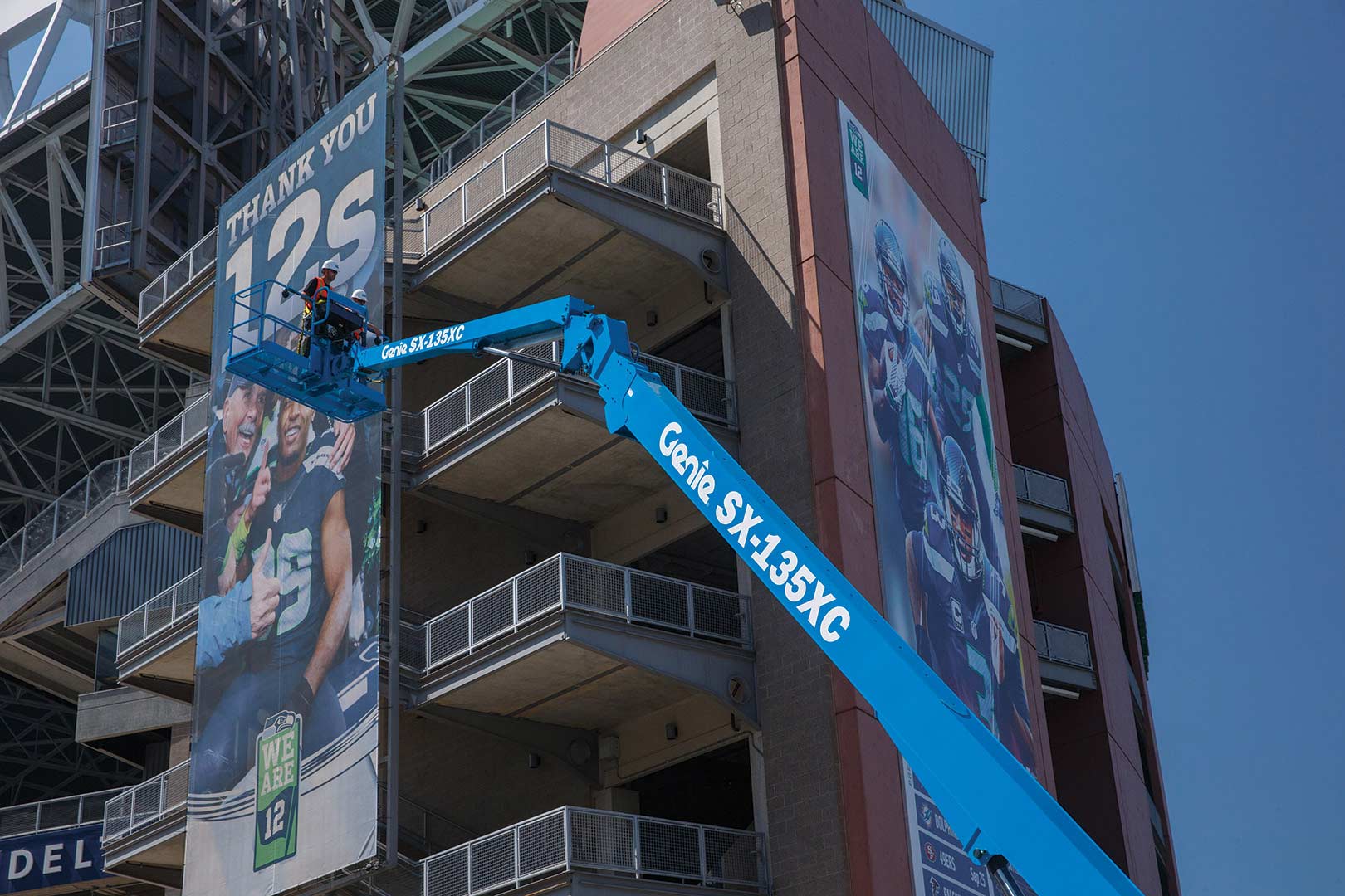135xc 135 ft genie telescoping boom lift rentals