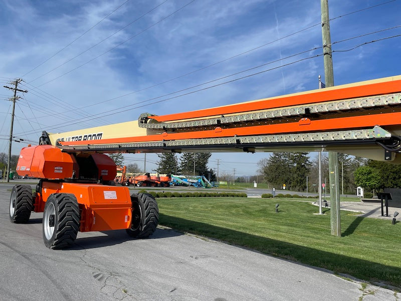 150 ft telescoping boom lift rental jlg 1500sj