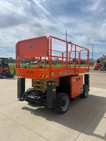 jlg rt2669 rough terrain 26ft scissor lift rentals