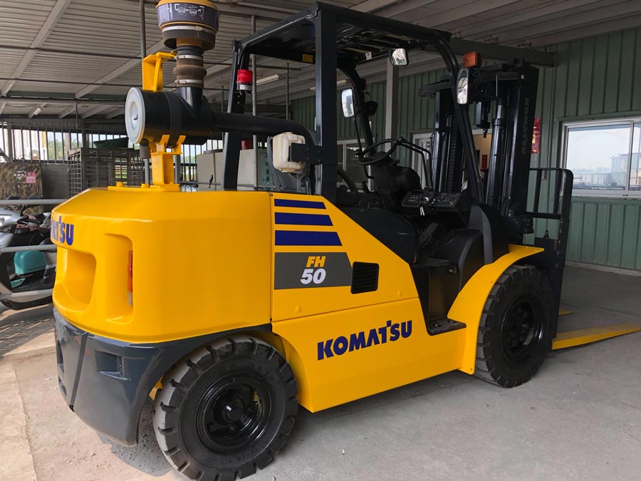 komatsu fh50 10000 lb forklift rentals 10k