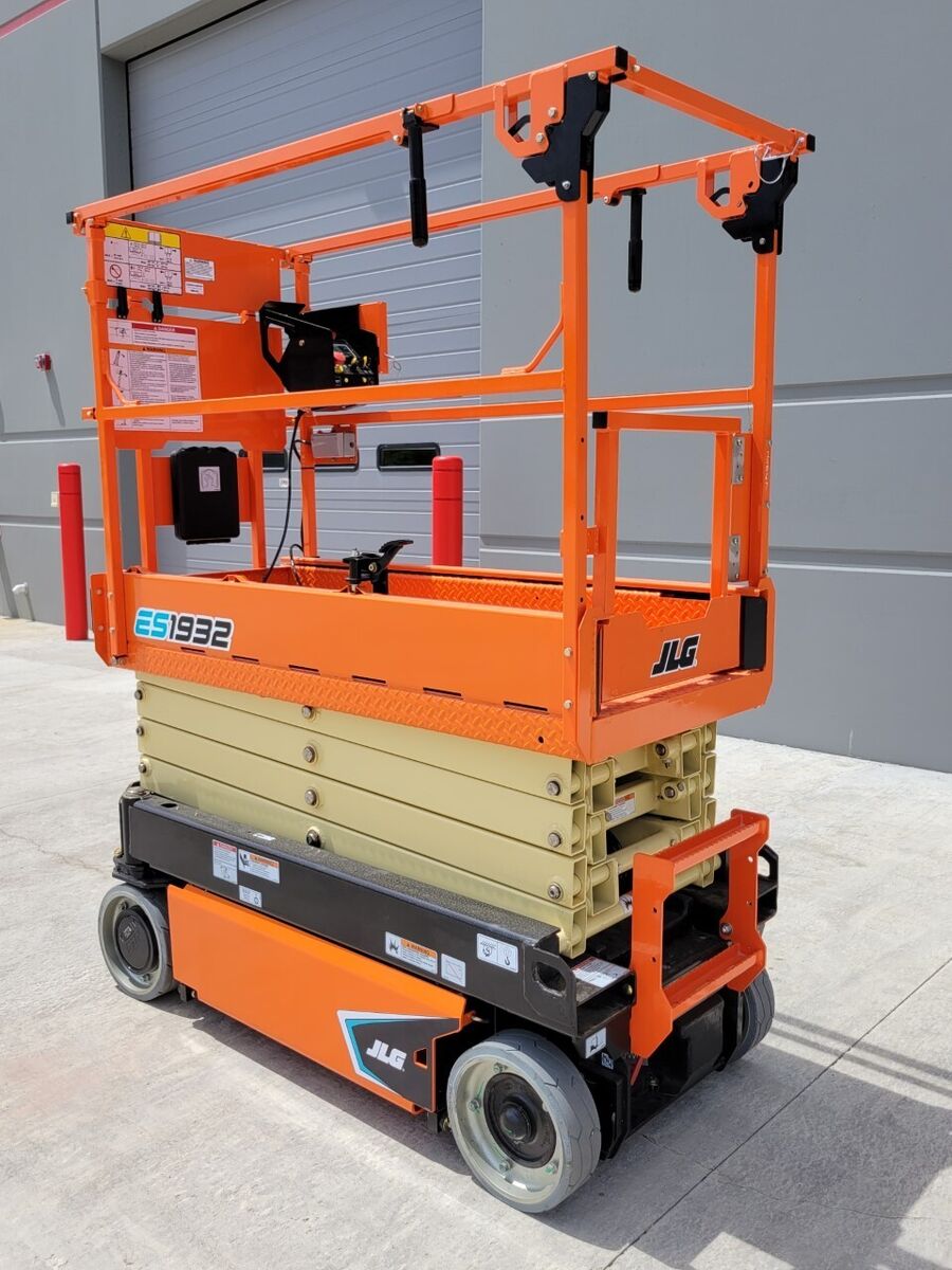 scissor lift rental jlg es 1932