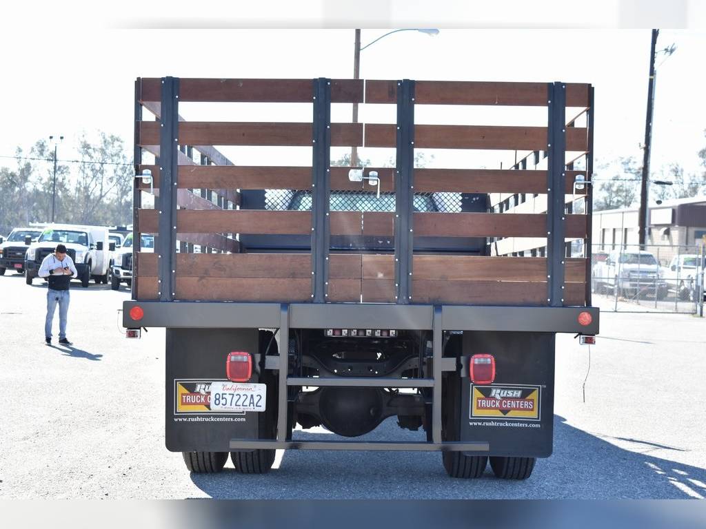20 ft Stake bed Flatbed Ford F650 Truck with lift gate