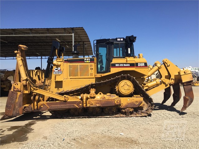 CAT D8R II Dozer with Slopeboards and Trimble GPS