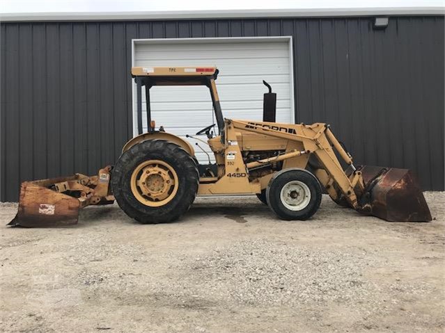 Ford 445D Skip Loader 4×4 Ready to Work
