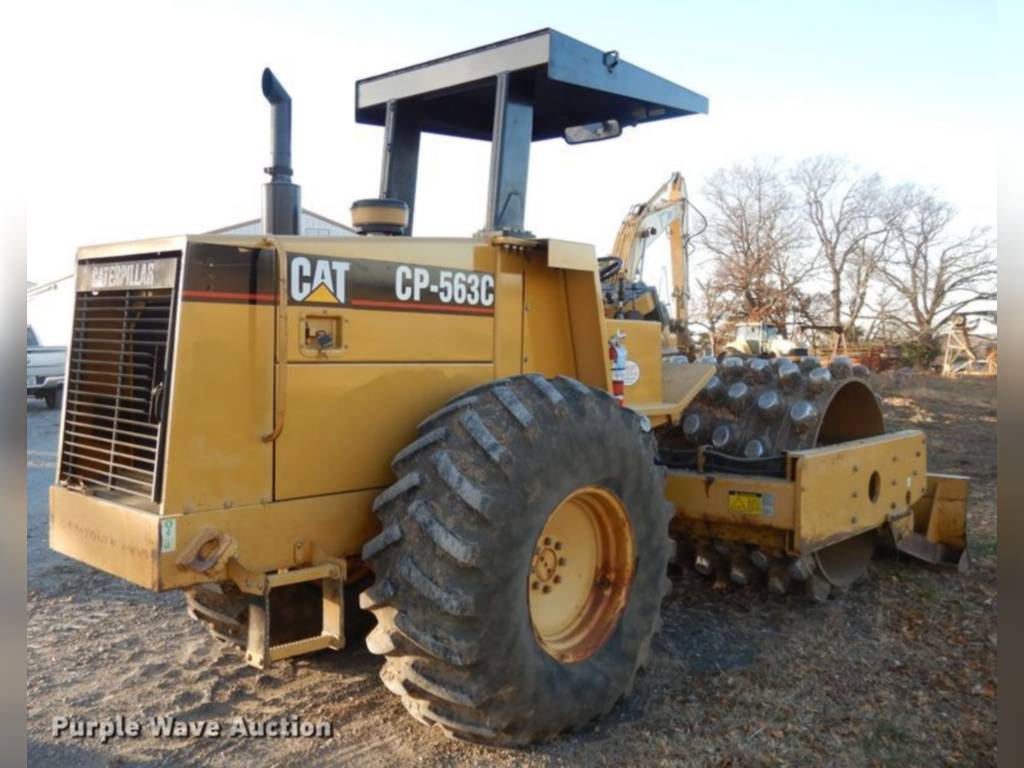 Caterpillar CP-563c Single 84in Padfoot Compactor Roller