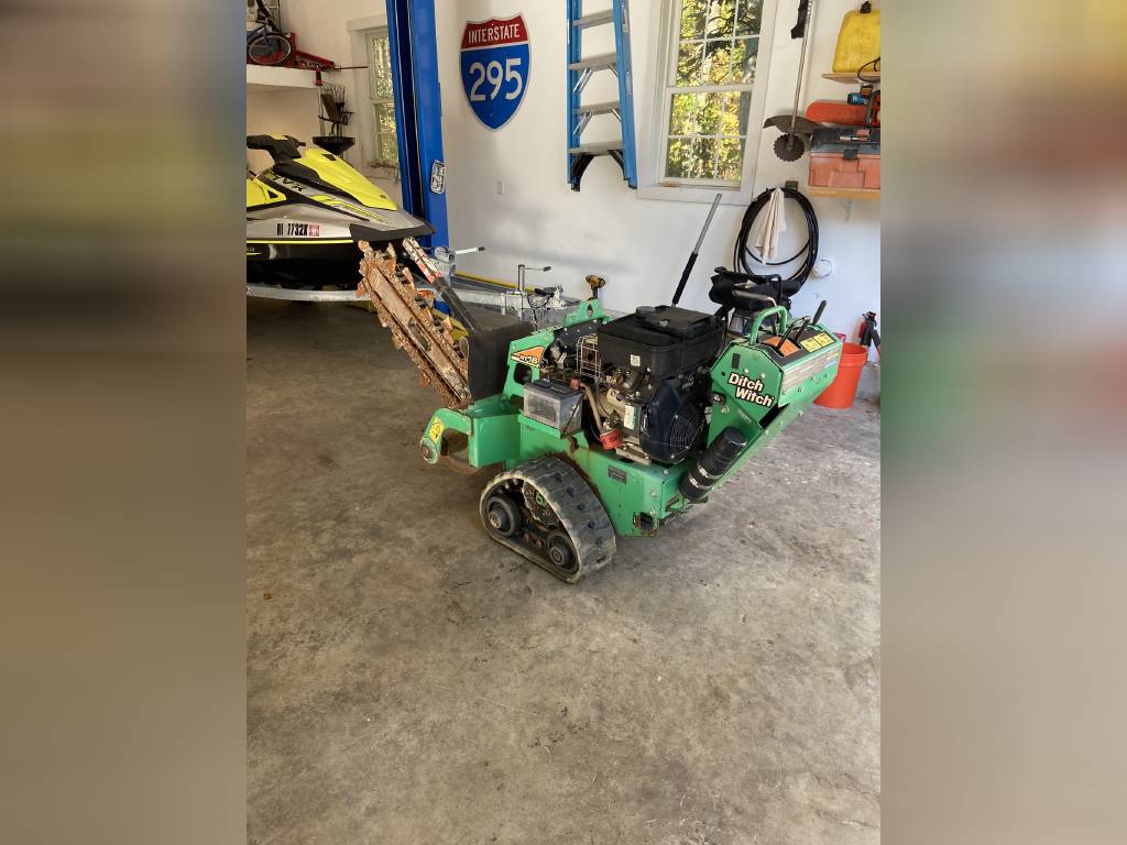 48in Ditch Witch RT16 Walking Trencher