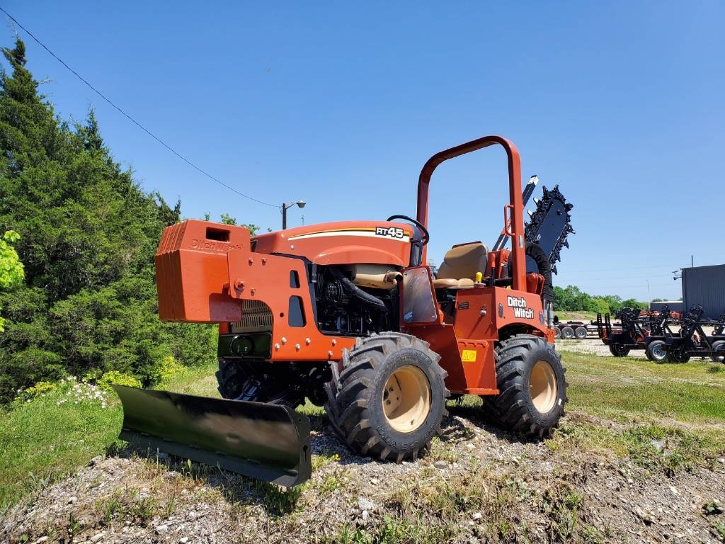 Ditch Witch RT45 Trencher for 4-5 ft Trenches
