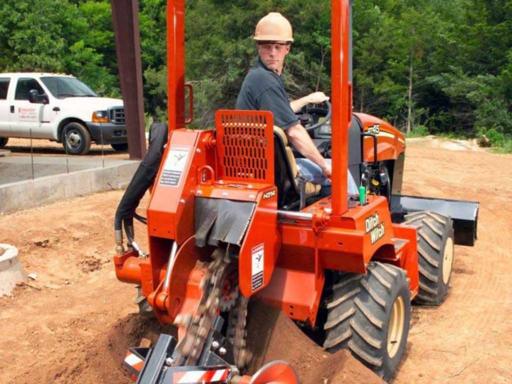 Ditch Witch RT45 Trencher for 4-5 ft Trenches