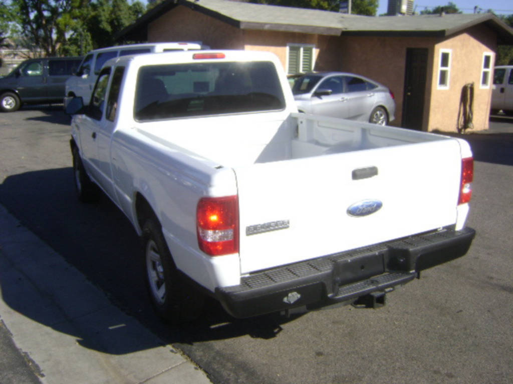 Ford Ranger Extr Cab PickUp  for Hauling or Moving