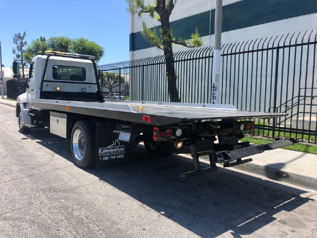 Hino 238 Rollback Tow Truck w/ New Tires