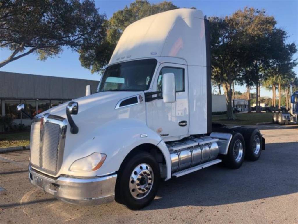 Kenworth T680 MX-13 Tandem Axle Day Cab Tractor