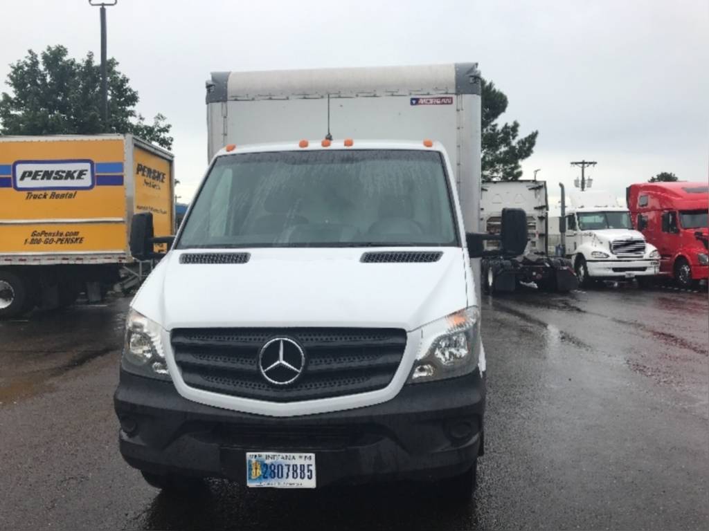 14ft Mercedes-Benz Sprinter 2500 Box Truck Cut Away