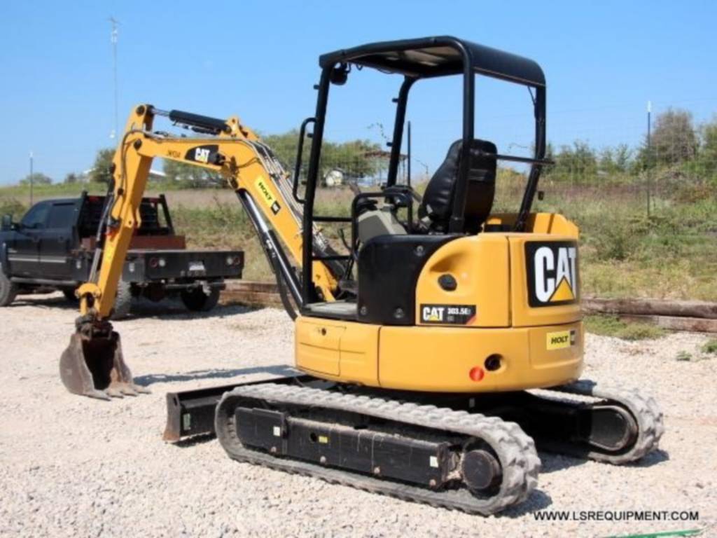 CAT Mini Excavator 302.5 with Experienced Operator