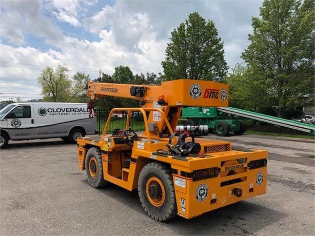 2017 BRODERSON IC80-3J Carry Deck Crane / Pick and Carry Crane