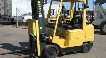 HYSTER H80XM 8k lbs rubber tire forklift