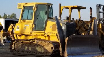 Deere 700h Bulldozer with Slope-boards and 3 rippers